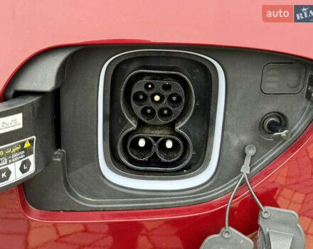 Красный Хендай Kona, объемом двигателя 0 л и пробегом 42 тыс. км за 17300 $, фото 36 на Automoto.ua