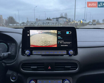 Красный Хендай Kona, объемом двигателя 0 л и пробегом 155 тыс. км за 16750 $, фото 27 на Automoto.ua