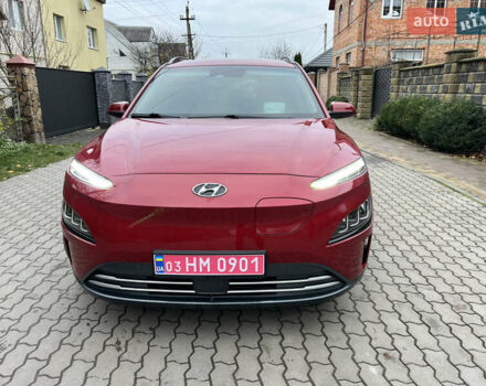 Червоний Хендай Kona, об'ємом двигуна 0 л та пробігом 57 тис. км за 19999 $, фото 5 на Automoto.ua