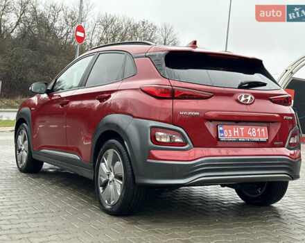Красный Хендай Kona, объемом двигателя 0 л и пробегом 86 тыс. км за 18400 $, фото 7 на Automoto.ua