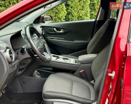 Красный Хендай Kona, объемом двигателя 0 л и пробегом 33 тыс. км за 16999 $, фото 17 на Automoto.ua