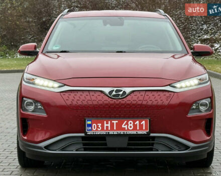 Красный Хендай Kona, объемом двигателя 0 л и пробегом 86 тыс. км за 18600 $, фото 8 на Automoto.ua
