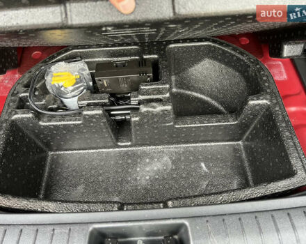 Красный Хендай Kona, объемом двигателя 0 л и пробегом 57 тыс. км за 20500 $, фото 50 на Automoto.ua