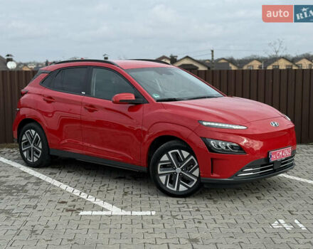 Червоний Хендай Kona, об'ємом двигуна 0 л та пробігом 26 тис. км за 18200 $, фото 9 на Automoto.ua
