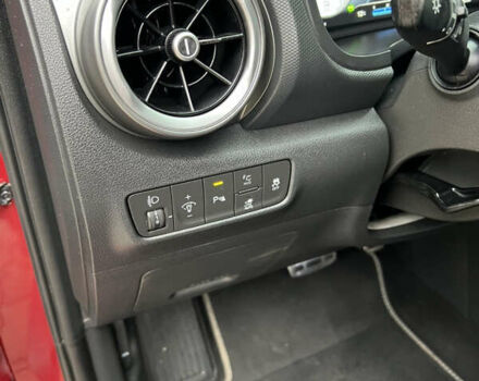 Красный Хендай Kona, объемом двигателя 0 л и пробегом 57 тыс. км за 20500 $, фото 35 на Automoto.ua