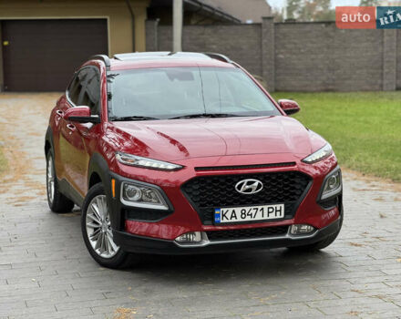 Красный Хендай Kona, объемом двигателя 2 л и пробегом 106 тыс. км за 14300 $, фото 1 на Automoto.ua
