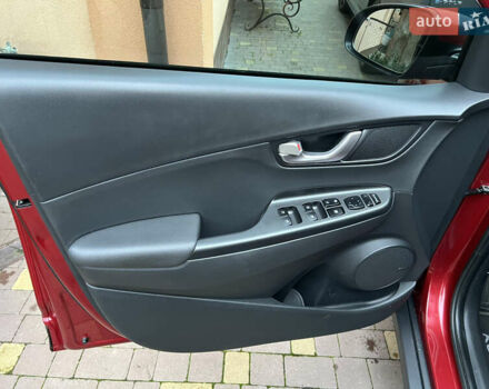 Червоний Хендай Kona, об'ємом двигуна 0 л та пробігом 57 тис. км за 19999 $, фото 34 на Automoto.ua