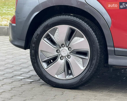 Красный Хендай Kona, объемом двигателя 0 л и пробегом 86 тыс. км за 18400 $, фото 13 на Automoto.ua