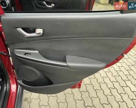 Красный Хендай Kona, объемом двигателя 0 л и пробегом 57 тыс. км за 20500 $, фото 45 на Automoto.ua