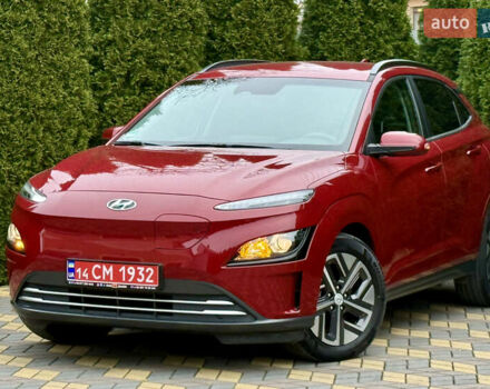 Красный Хендай Kona, объемом двигателя 0 л и пробегом 42 тыс. км за 17300 $, фото 2 на Automoto.ua