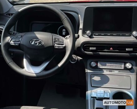 Красный Хендай Kona, объемом двигателя 64 л и пробегом 27 тыс. км за 21500 $, фото 15 на Automoto.ua