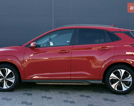 Червоний Хендай Kona, об'ємом двигуна 0 л та пробігом 98 тис. км за 20950 $, фото 8 на Automoto.ua