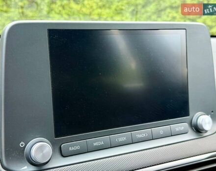 Красный Хендай Kona, объемом двигателя 0 л и пробегом 33 тыс. км за 16999 $, фото 29 на Automoto.ua