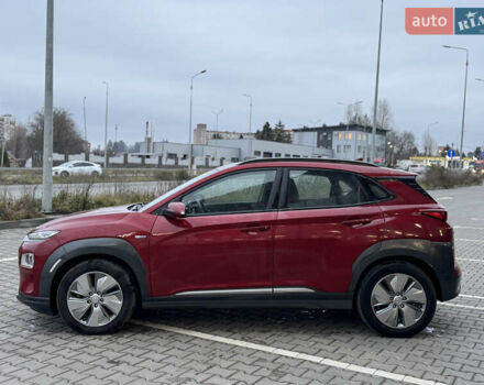 Красный Хендай Kona, объемом двигателя 0 л и пробегом 155 тыс. км за 16750 $, фото 6 на Automoto.ua