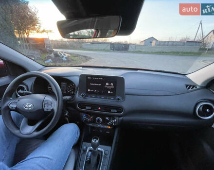 Червоний Хендай Kona, об'ємом двигуна 2 л та пробігом 119 тис. км за 16900 $, фото 30 на Automoto.ua