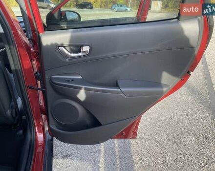 Красный Хендай Kona, объемом двигателя 0 л и пробегом 22 тыс. км за 23500 $, фото 31 на Automoto.ua