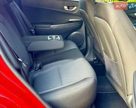 Красный Хендай Kona, объемом двигателя 0 л и пробегом 45 тыс. км за 17500 $, фото 21 на Automoto.ua