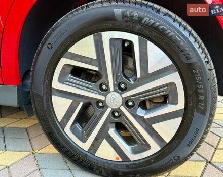 Красный Хендай Kona, объемом двигателя 0 л и пробегом 45 тыс. км за 17500 $, фото 26 на Automoto.ua