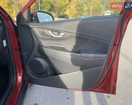 Красный Хендай Kona, объемом двигателя 0 л и пробегом 22 тыс. км за 23500 $, фото 30 на Automoto.ua