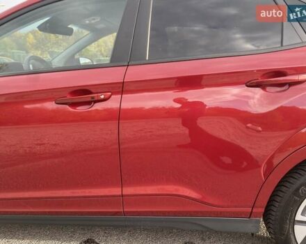 Красный Хендай Kona, объемом двигателя 0 л и пробегом 22 тыс. км за 23500 $, фото 81 на Automoto.ua