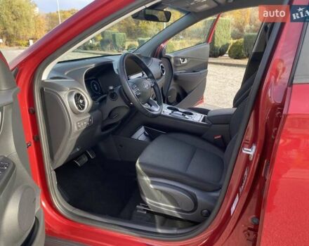 Красный Хендай Kona, объемом двигателя 0 л и пробегом 22 тыс. км за 23500 $, фото 22 на Automoto.ua