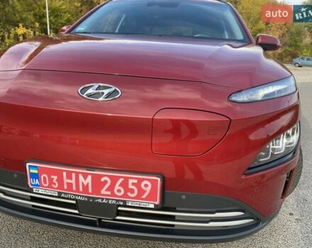 Красный Хендай Kona, объемом двигателя 0 л и пробегом 22 тыс. км за 23500 $, фото 118 на Automoto.ua