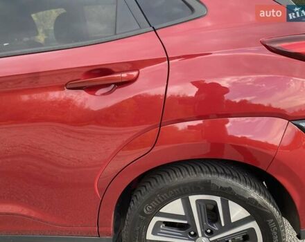 Красный Хендай Kona, объемом двигателя 0 л и пробегом 22 тыс. км за 23500 $, фото 80 на Automoto.ua