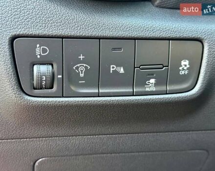 Красный Хендай Kona, объемом двигателя 0 л и пробегом 45 тыс. км за 17500 $, фото 13 на Automoto.ua