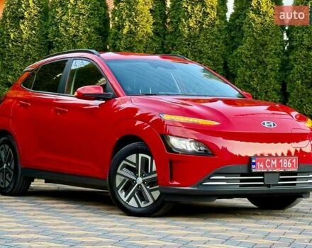 Красный Хендай Kona, объемом двигателя 0 л и пробегом 45 тыс. км за 17500 $, фото 1 на Automoto.ua