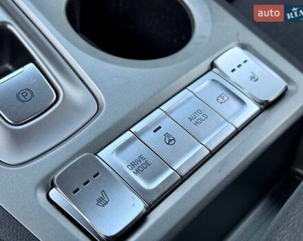 Красный Хендай Kona, объемом двигателя 0 л и пробегом 45 тыс. км за 17500 $, фото 32 на Automoto.ua