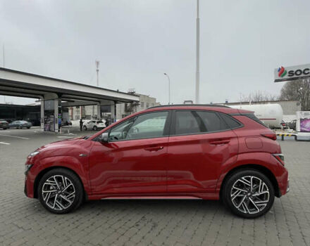 Красный Хендай Kona, объемом двигателя 1.6 л и пробегом 31 тыс. км за 21000 $, фото 5 на Automoto.ua