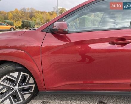 Красный Хендай Kona, объемом двигателя 0 л и пробегом 22 тыс. км за 23500 $, фото 82 на Automoto.ua