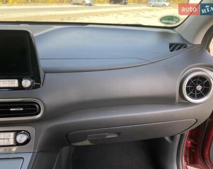 Красный Хендай Kona, объемом двигателя 0 л и пробегом 22 тыс. км за 23500 $, фото 42 на Automoto.ua