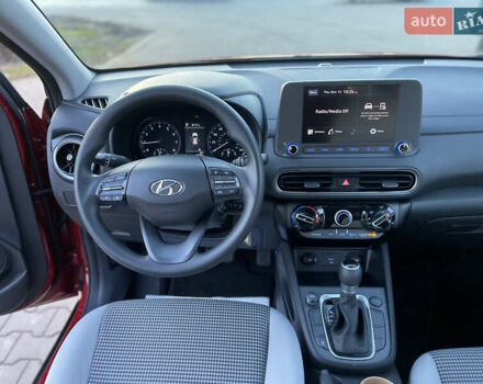 Червоний Хендай Kona, об'ємом двигуна 2 л та пробігом 119 тис. км за 16900 $, фото 22 на Automoto.ua