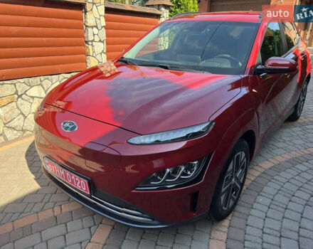 Красный Хендай Kona, объемом двигателя 0 л и пробегом 18 тыс. км за 18700 $, фото 1 на Automoto.ua