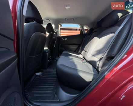 Красный Хендай Kona, объемом двигателя 0 л и пробегом 18 тыс. км за 18700 $, фото 20 на Automoto.ua