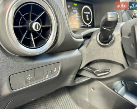 Красный Хендай Kona, объемом двигателя 0 л и пробегом 103 тыс. км за 21400 $, фото 95 на Automoto.ua