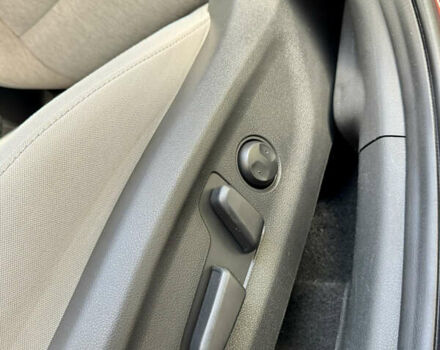 Красный Хендай Kona, объемом двигателя 0 л и пробегом 103 тыс. км за 21400 $, фото 108 на Automoto.ua