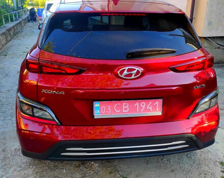 Червоний Хендай Kona, об'ємом двигуна 0.15 л та пробігом 49 тис. км за 21000 $, фото 1 на Automoto.ua