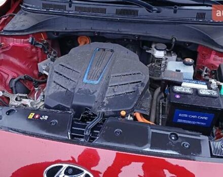 Красный Хендай Kona, объемом двигателя 0 л и пробегом 56 тыс. км за 25000 $, фото 16 на Automoto.ua