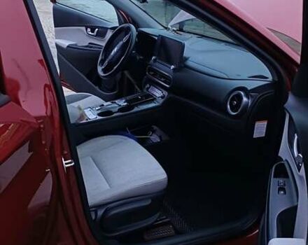 Красный Хендай Kona, объемом двигателя 0 л и пробегом 56 тыс. км за 25000 $, фото 19 на Automoto.ua