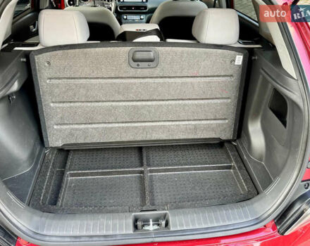 Червоний Хендай Kona, об'ємом двигуна 0 л та пробігом 100 тис. км за 20900 $, фото 95 на Automoto.ua