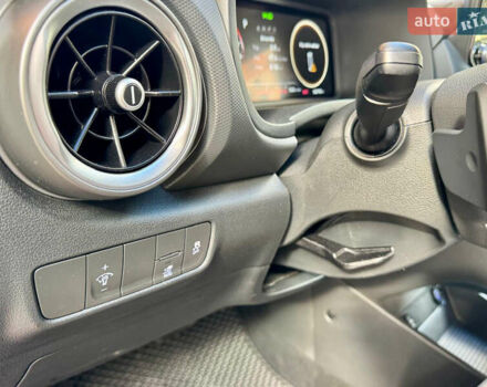 Червоний Хендай Kona, об'ємом двигуна 0 л та пробігом 100 тис. км за 20900 $, фото 78 на Automoto.ua