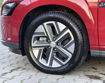 Красный Хендай Kona, объемом двигателя 0 л и пробегом 41 тыс. км за 17200 $, фото 13 на Automoto.ua