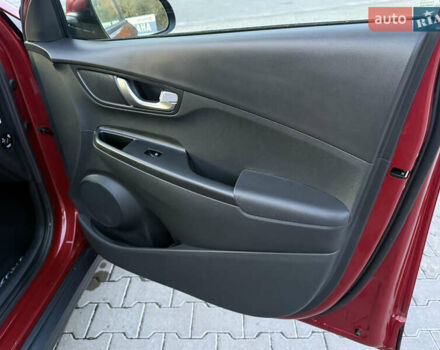 Красный Хендай Kona, объемом двигателя 0 л и пробегом 41 тыс. км за 17200 $, фото 26 на Automoto.ua