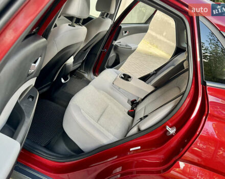 Красный Хендай Kona, объемом двигателя 0 л и пробегом 103 тыс. км за 21400 $, фото 77 на Automoto.ua