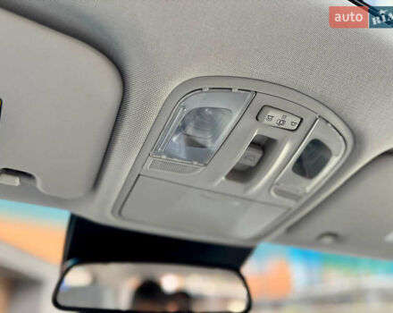 Червоний Хендай Kona, об'ємом двигуна 0 л та пробігом 100 тис. км за 20900 $, фото 88 на Automoto.ua