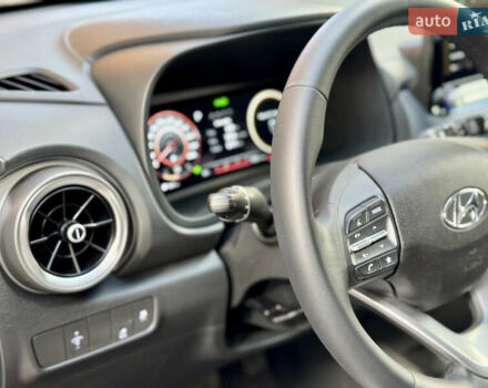 Красный Хендай Kona, объемом двигателя 0 л и пробегом 103 тыс. км за 21400 $, фото 51 на Automoto.ua