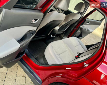 Червоний Хендай Kona, об'ємом двигуна 0 л та пробігом 100 тис. км за 20900 $, фото 58 на Automoto.ua