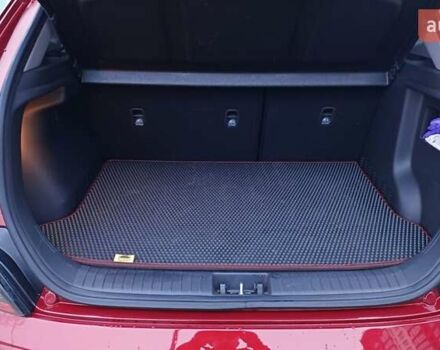 Красный Хендай Kona, объемом двигателя 0 л и пробегом 56 тыс. км за 25000 $, фото 17 на Automoto.ua